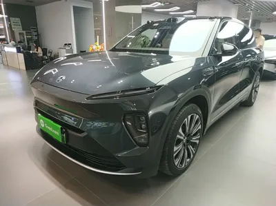 Nio ES8 · 2023 год