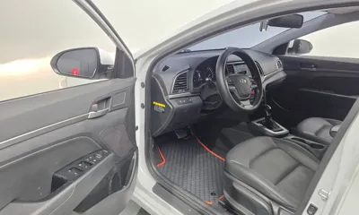 Hyundai Avante 2018, 122369 км, за 8800000 KRW - фото 10