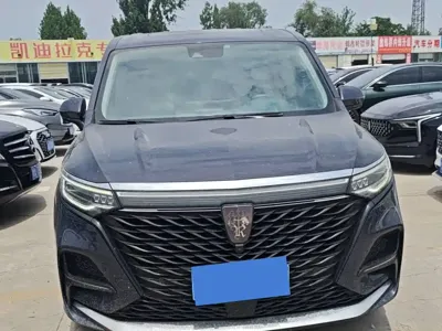 Roewe iMAX8 · 2021 год