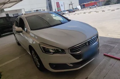 Peugeot 508 2015, 116200 км, за 34193.79 CNY