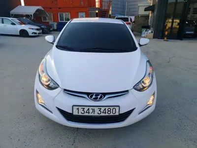 Hyundai Avante 2016, 211827 км, за 4300000 KRW