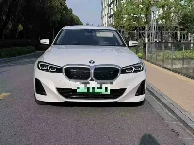 BMW i3 2022, 80000 км, за 116800 CNY