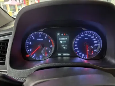 Hyundai Elantra 2018, 92200 км, за 35100 CNY - фото 11