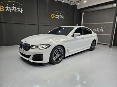 BMW 5-Series · 2023 год
