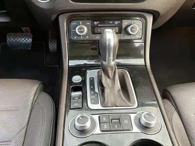 Volkswagen Touareg 2017, 198000 км, за 106800 CNY - фото 12