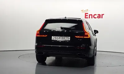 Volvo V60 2020, 172704 км, за 19500000 KRW