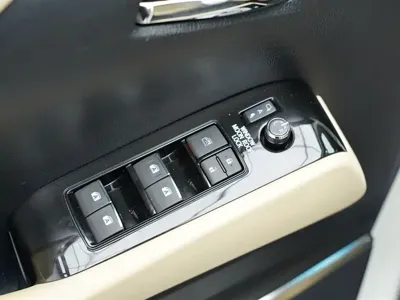 Toyota Alphard 2016, 85000 км, за 369000 CNY - фото 10