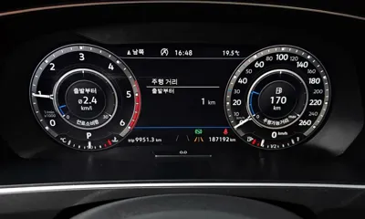 Volkswagen Tiguan 2018, 187192 км, за 19390000 KRW - фото 8