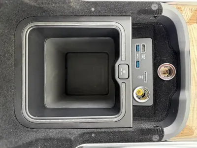 Land Rover Sport PHEV 2018, 79000 км, за 208800 CNY - фото 14