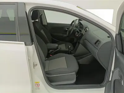 Volkswagen Polo 2017, 74000 км, за 25800 CNY - фото 8