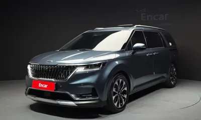 Kia Canival · 2021 год