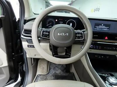 Kia Canival 2024, 36424 км, за 540000 KRW - фото 7