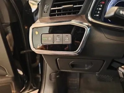 Audi A6L 2020, 51500 км, за 218000 CNY - фото 11
