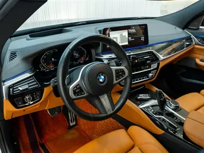 BMW 6 Series GT 2022, 54200 км, за 268800 CNY - фото 11