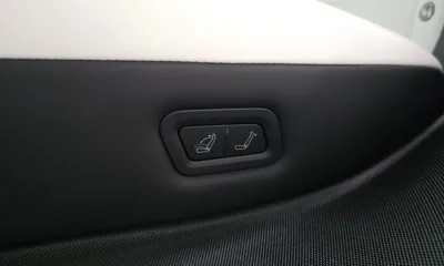 Tesla Model Y 2025, 12695 км, за 54000000 KRW - фото 29