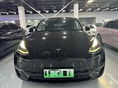 Tesla Model Y 2021, 52000 км, за 79800 CNY