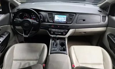 Kia Canival 2018, 136098 км, за 9900000 KRW - фото 7