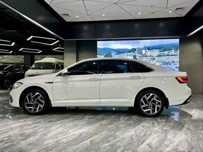 Volkswagen Sagitar 2022, 16000 км, за 118800 CNY - фото 8