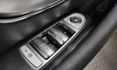 Mercedes-Benz E-Class 2018, 64222 км, за 25900000 KRW - фото 28