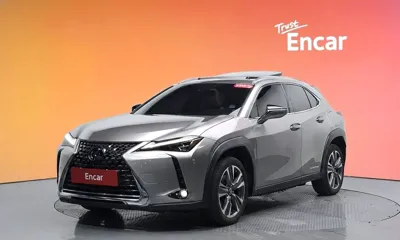 Lexus UX · 2022 год