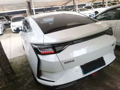 Dongfeng Aeolus Yixuan 2025, 2600 км, за 69529.72 CNY - фото 4