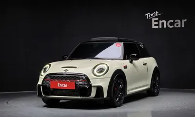 MINI Cooper · 2022 год