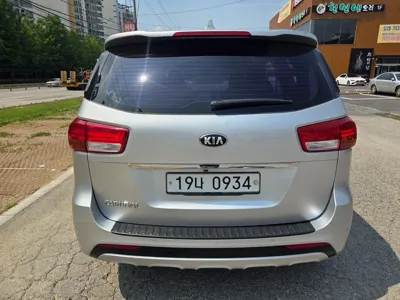Kia Canival 2016, 137737 км, за 7990000 KRW
