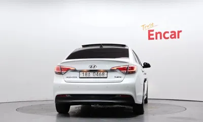 Hyundai Sonata 2016, 100883 км, за 10300000 KRW