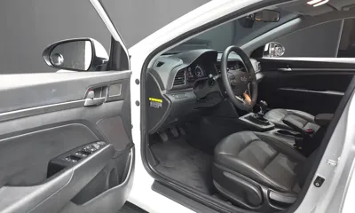 Hyundai Avante 2019, 37873 км, за 12700000 KRW - фото 11