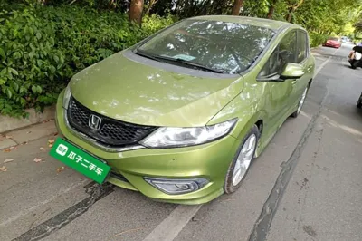 Honda Jade · 2014 год