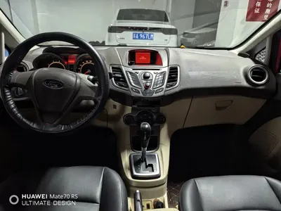 Ford Fiesta 2011, 140000 км, за 6200 CNY