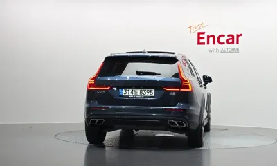 Volvo V60 2021, 45116 км, за 32400000 KRW