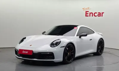 Porsche 911 · 2020 год