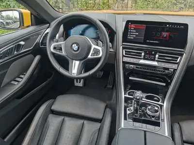 BMW 8 Series 2025, 3800 км, за 769900 CNY - фото 25