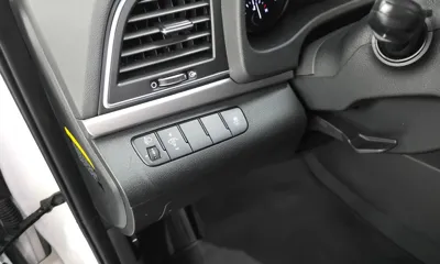 Hyundai Avante 2016, 94399 км, за 11600000 KRW - фото 28