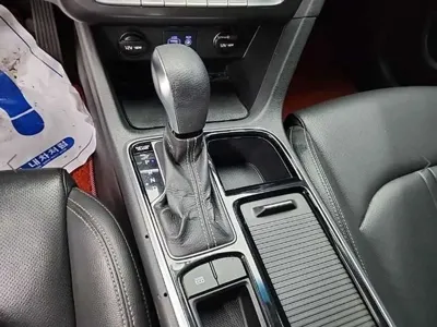 Hyundai Sonata 2018, 170889 км, за 6500000 KRW - фото 8