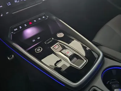 Audi A3 2026, 264 км, за 33000000 KRW - фото 9