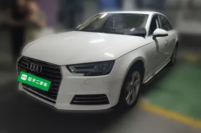 Audi A4L · 2017 год