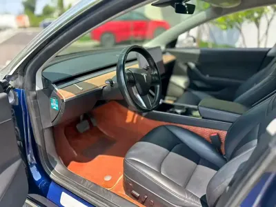 Tesla Model 3 2019, 130000 км, за 99000 CNY