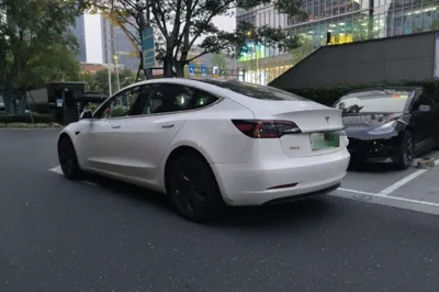 Tesla Model 3 2020, 58800 км, за 136990.51 CNY - фото 6