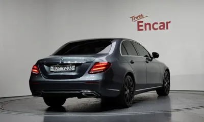 Mercedes-Benz E-Class 2017, 146485 км, за 18000000 KRW