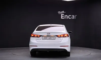Hyundai Avante 2018, 78741 км, за 10800000 KRW