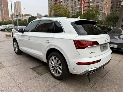 Audi Q5L 2021, 80000 км, за 169800 CNY - фото 9
