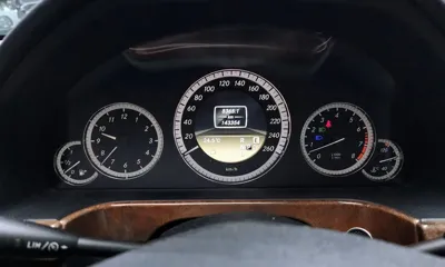 Mercedes-Benz E-Class 2012, 143354 км, за 5750000 KRW - фото 8