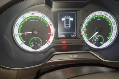 Skoda Octavia 2019, 106300 км, за 60026.07 CNY - фото 9