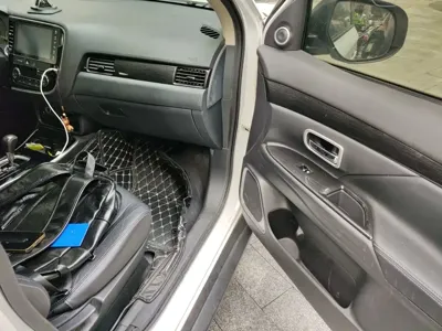 Mitsubishi Outlander 2018, 152900 км, за 42900 CNY - фото 20