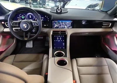 Porsche Taycan 2026, 950 км, за 173000000 KRW