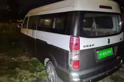 Jinbei New Hiace X30L 2016, 117100 км, за 17389.21 CNY