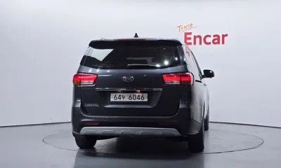 Kia Canival 2016, 126256 км, за 10800000 KRW