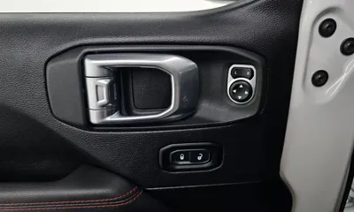 Jeep Wrangler 2021, 74866 км, за 36700000 KRW - фото 28